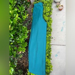 Vintage Super High-Waisted, Fitted Levi’s Stretch Slacks!